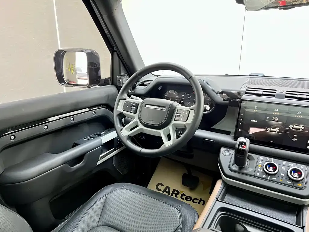 Land Rover Defender 2024 из CN, фото 10