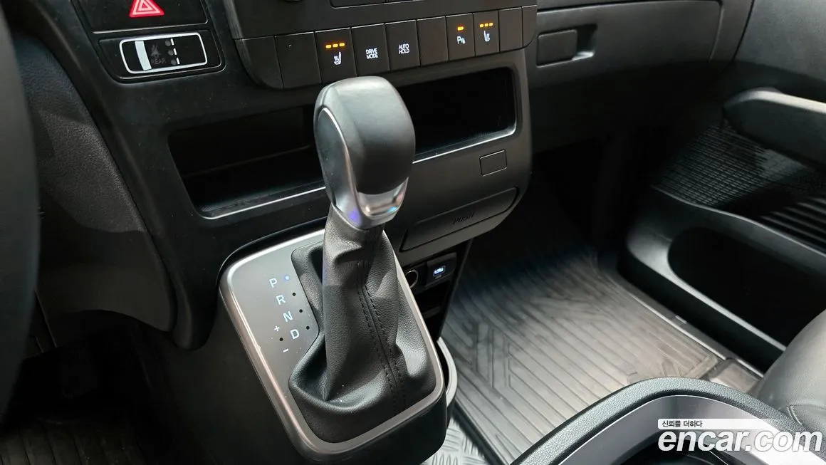 Hyundai Staria 2025 из KR, фото 9