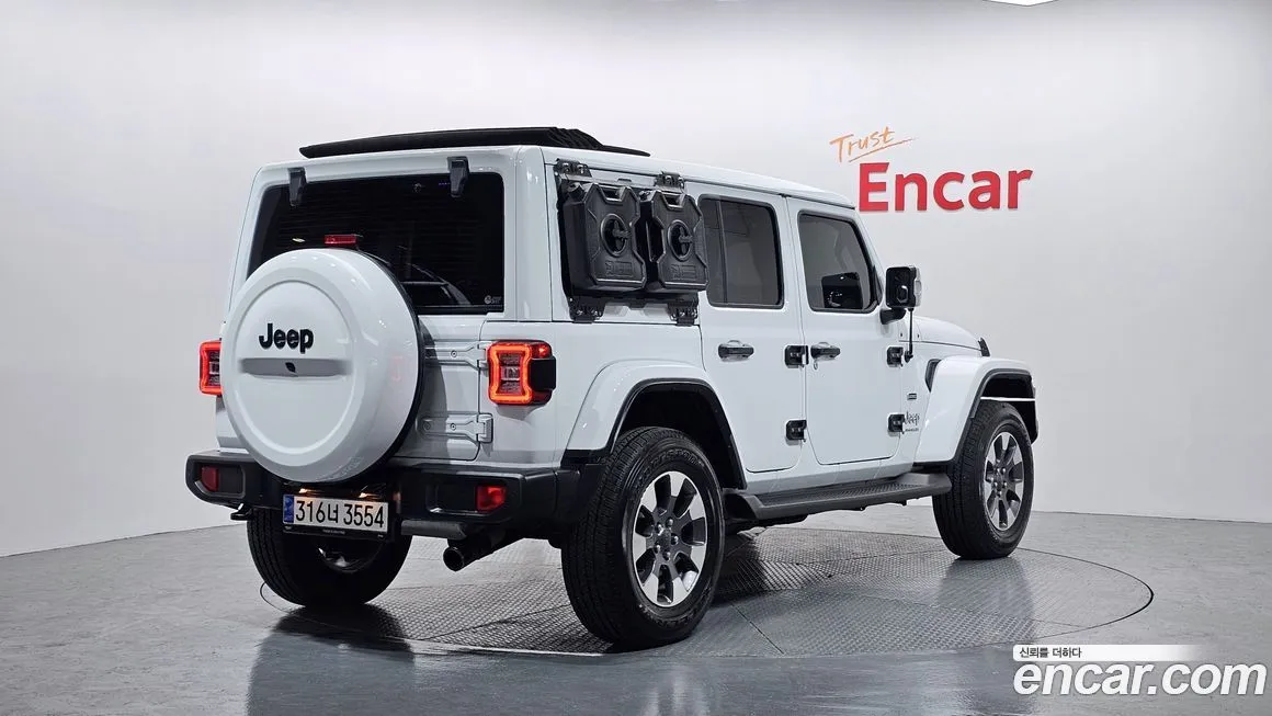 Jeep Wrangler 2023 из KR, фото 2