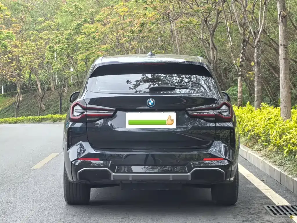 BMW iX3 2023 из CN, фото 4