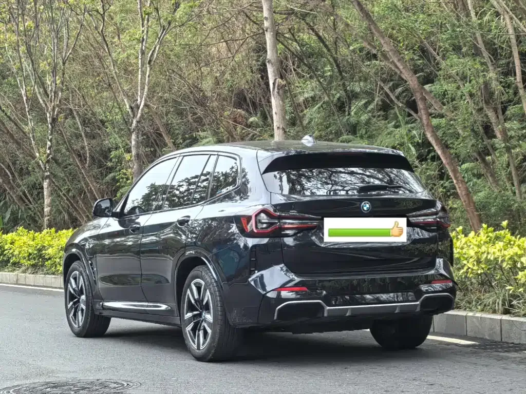 BMW iX3 2023 из CN, фото 5