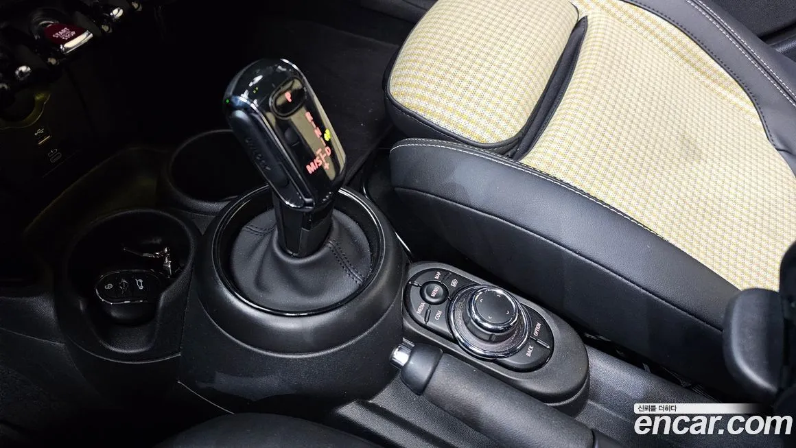 Mini Cooper 2023 из KR, фото 9
