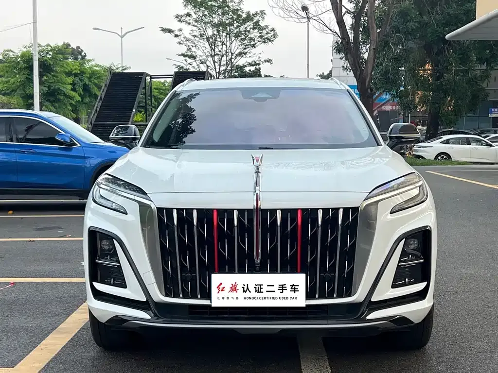 Hongqi HS3 — фото 2