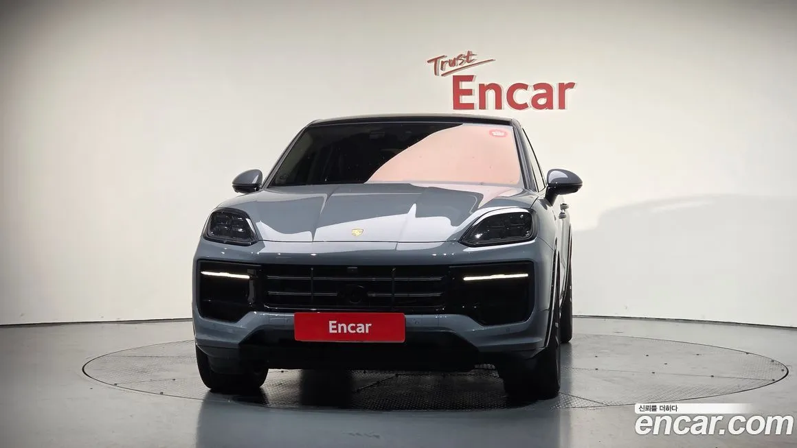Porsche Cayenne 2025 из KR, фото 3