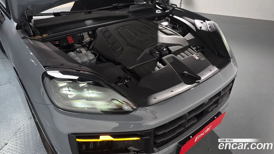 Porsche Cayenne 2025 из KR, фото 6