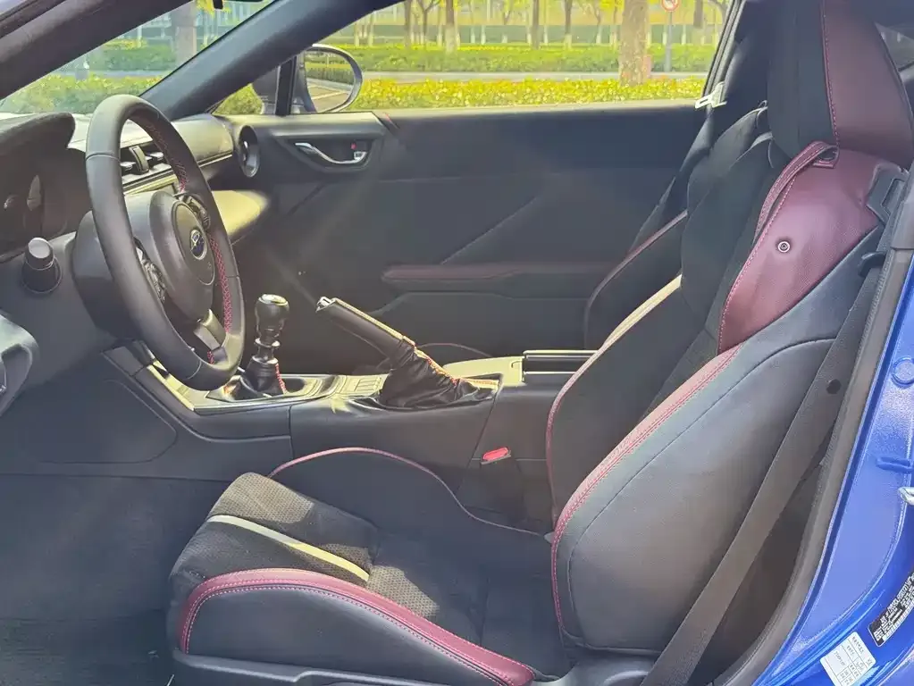 Subaru BRZ 2024 из CN, фото 9