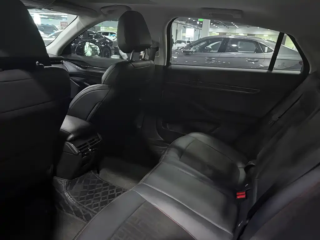 Ford Mondeo 2023 из CN, фото 6