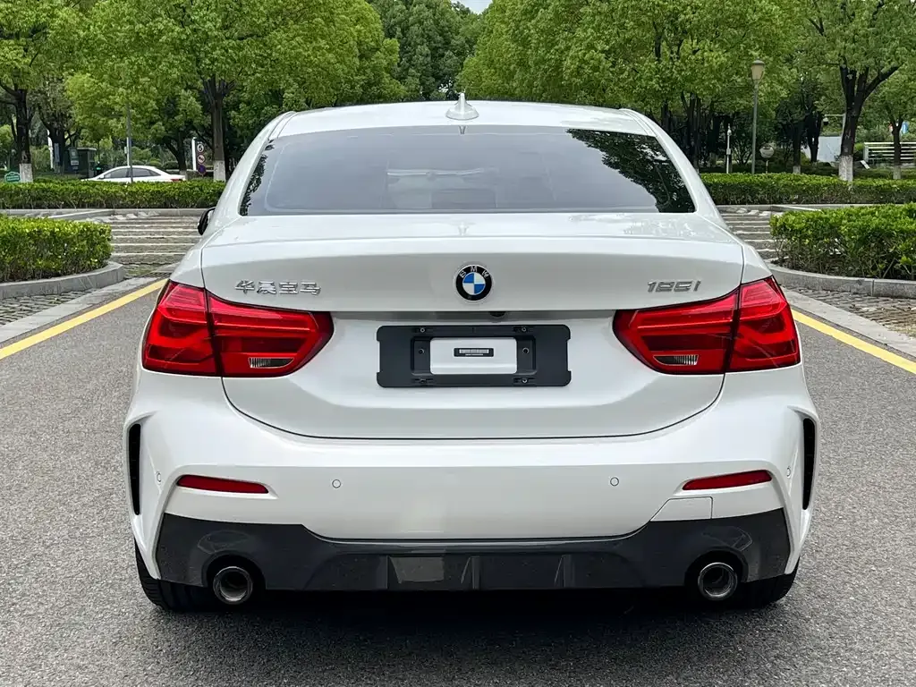BMW 1 Series 2021 из CN, фото 7