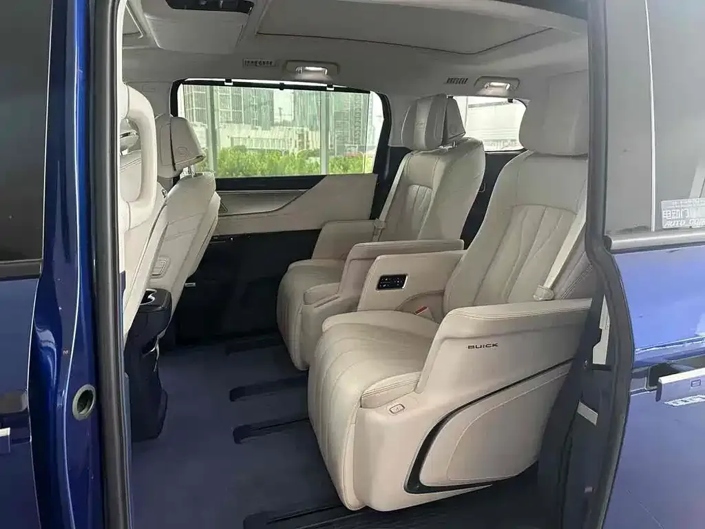 Buick GL8 Hybrid 2024 из CN, фото 6