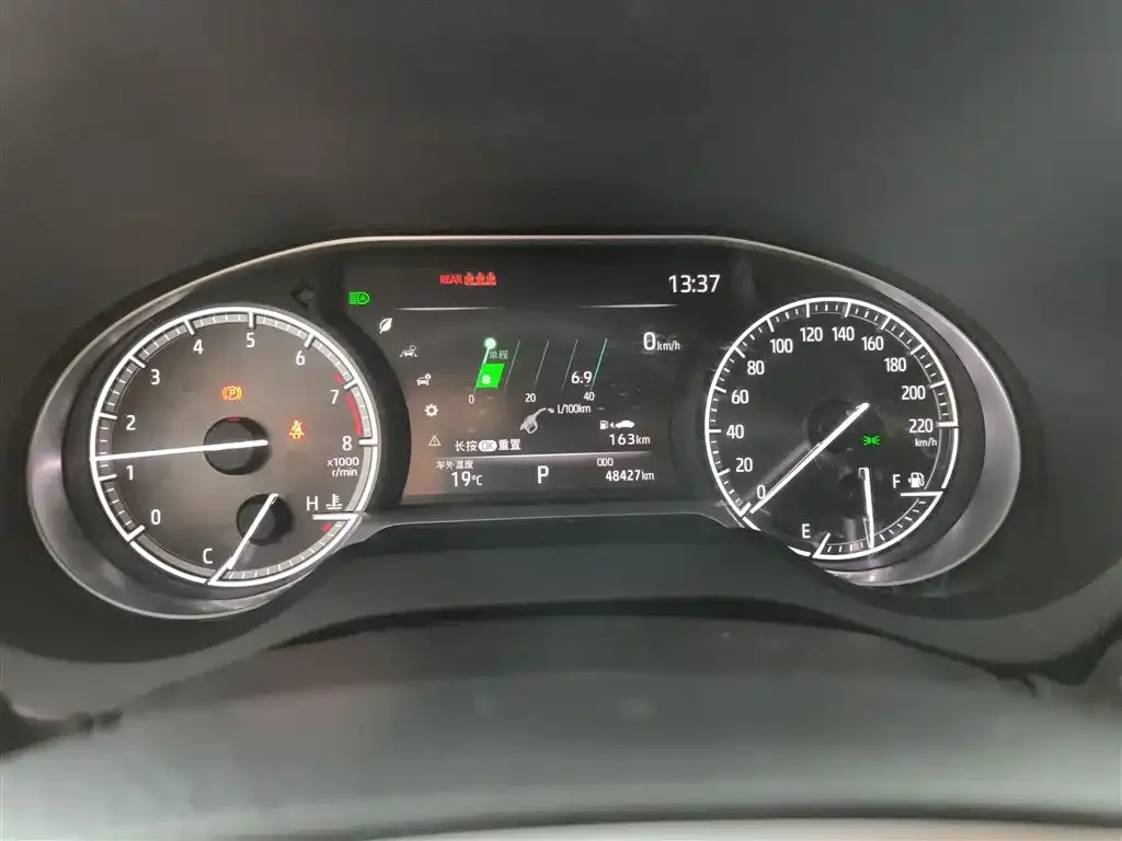 Toyota Venza 2023 из CN, фото 4