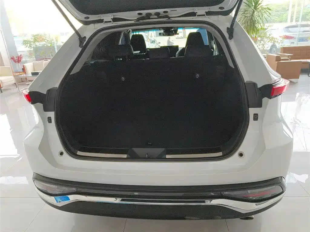 Toyota Venza 2023 из CN, фото 9