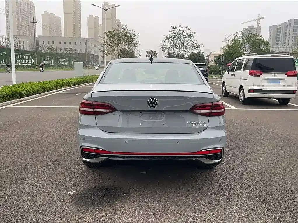 Volkswagen Lavida 2023 из CN, фото 9