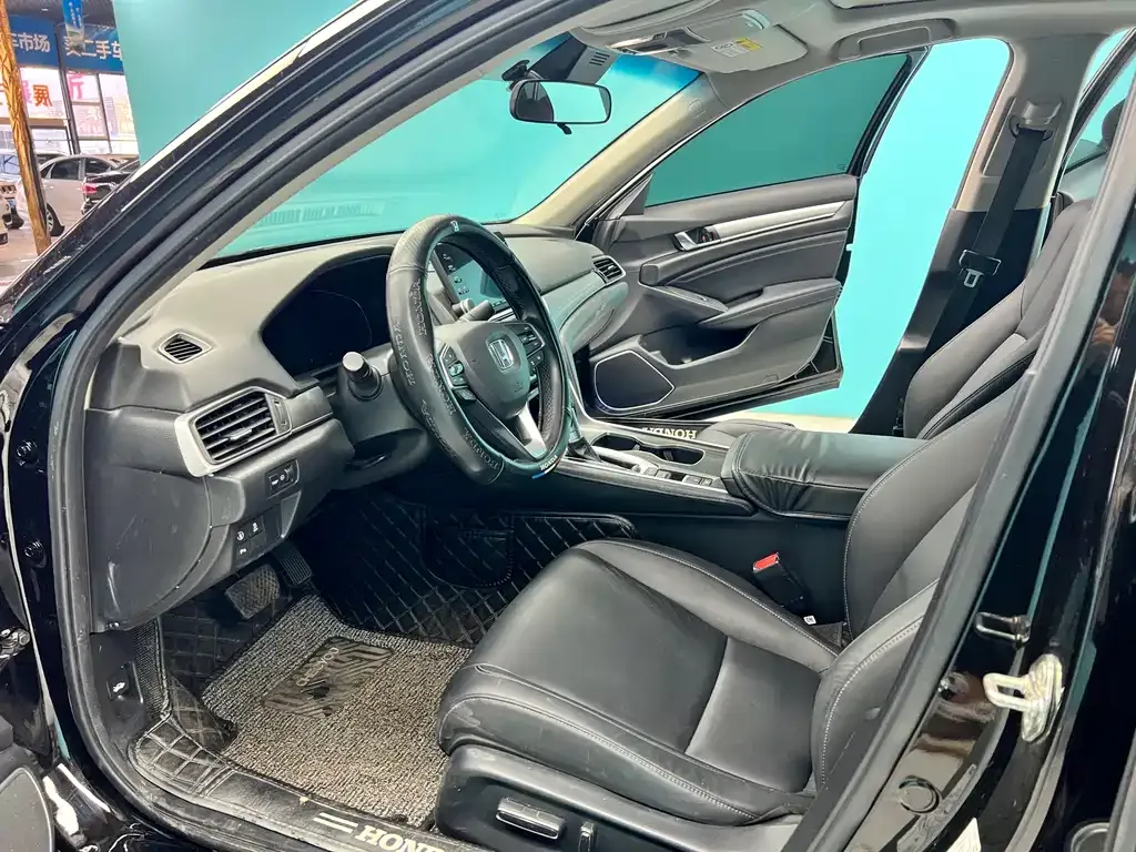 Honda Accord 2021 из CN, фото 4