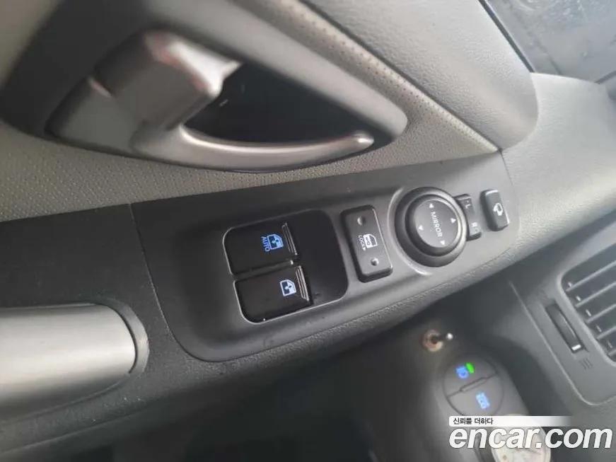 Hyundai Starex 2021 из KR, фото 8