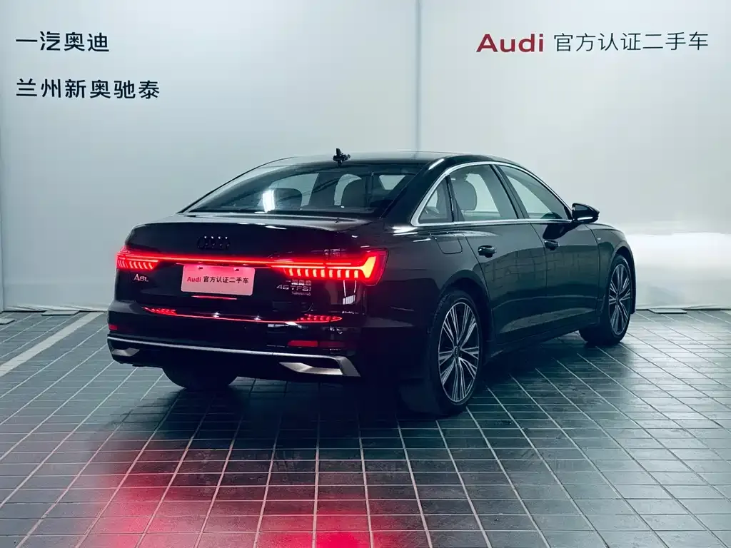 Audi A6L 2024 из CN, фото 6