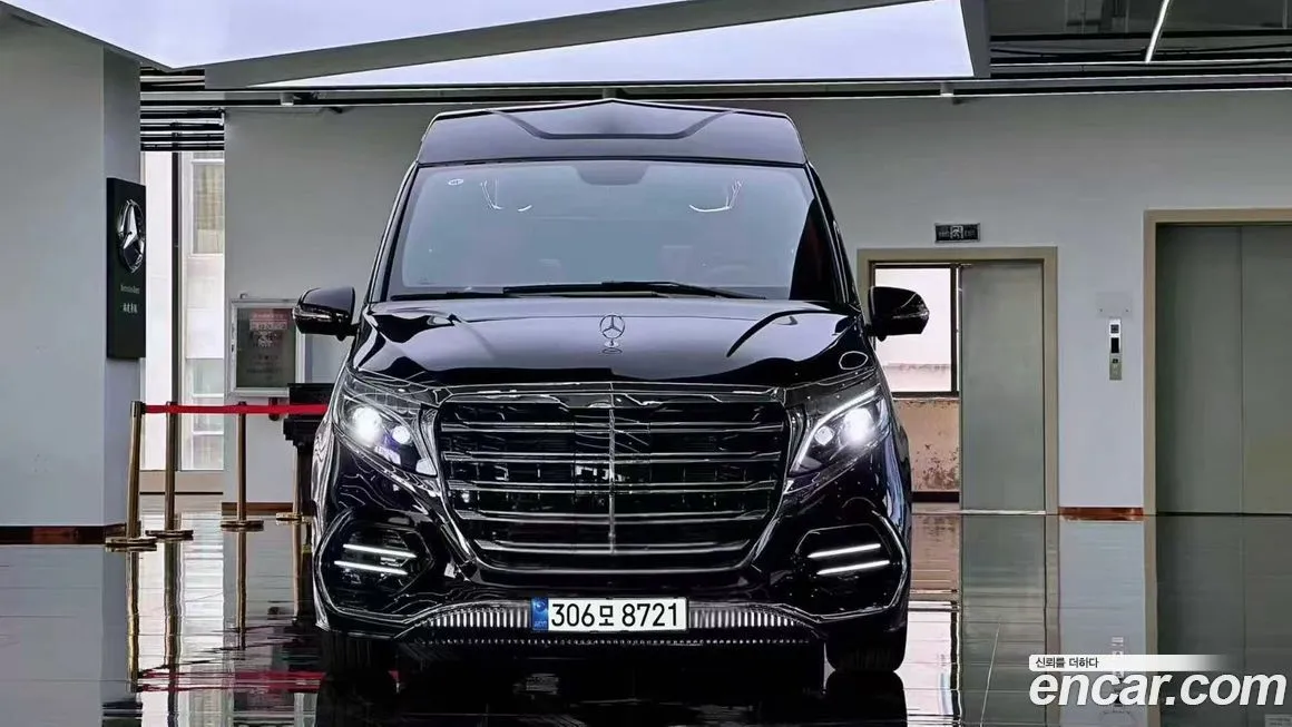 Mercedes-Benz V-Class