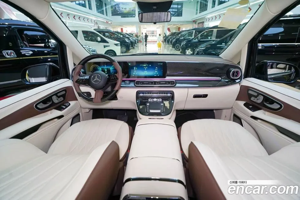 Mercedes-Benz V-Class 2023 из KR, фото 8