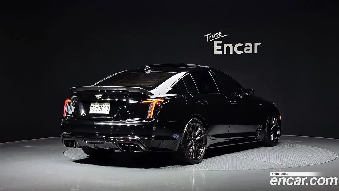 Cadillac CT5-V 2023 из KR, фото 2