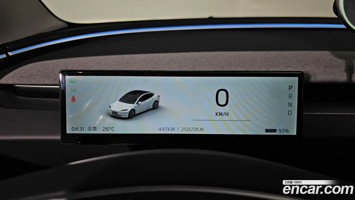 Tesla Model 3 — фото 8