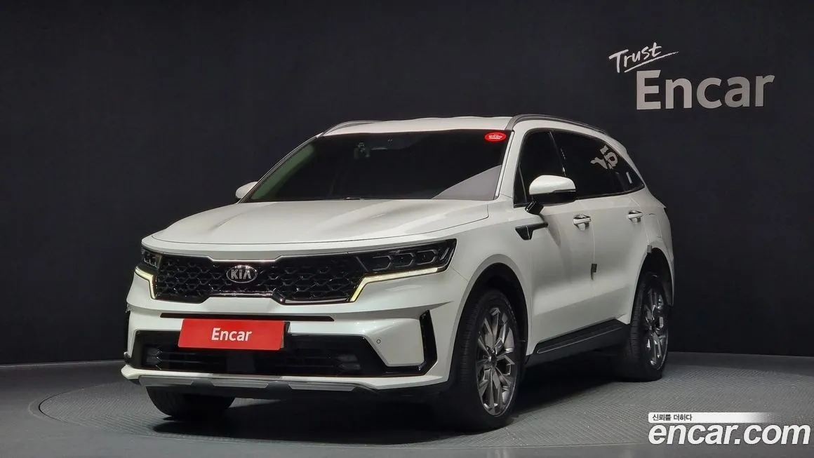 Kia Sorento — фото 1