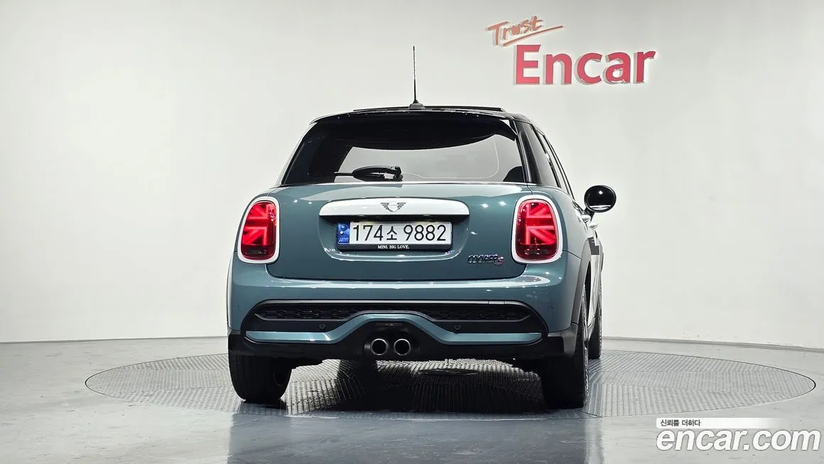 Mini Cooper 2023 из KR, фото 4