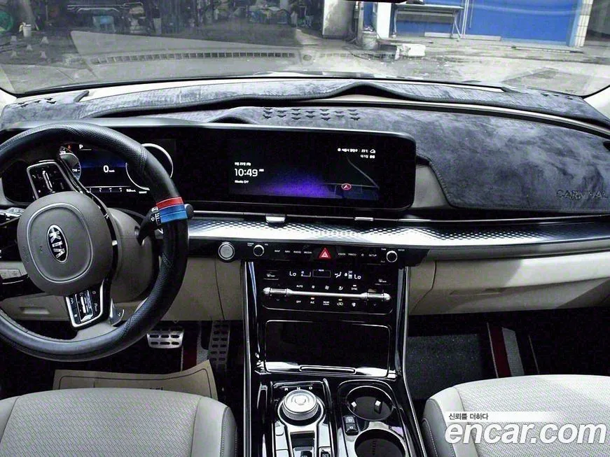 Kia Carnival — фото 7