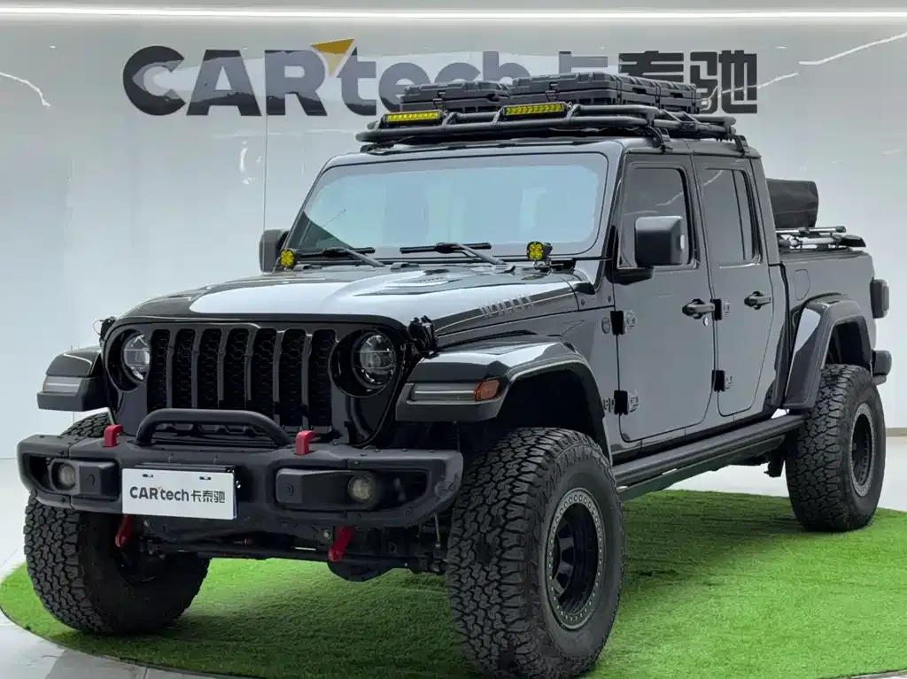 Jeep Gladiator 2023 из CN, фото 1