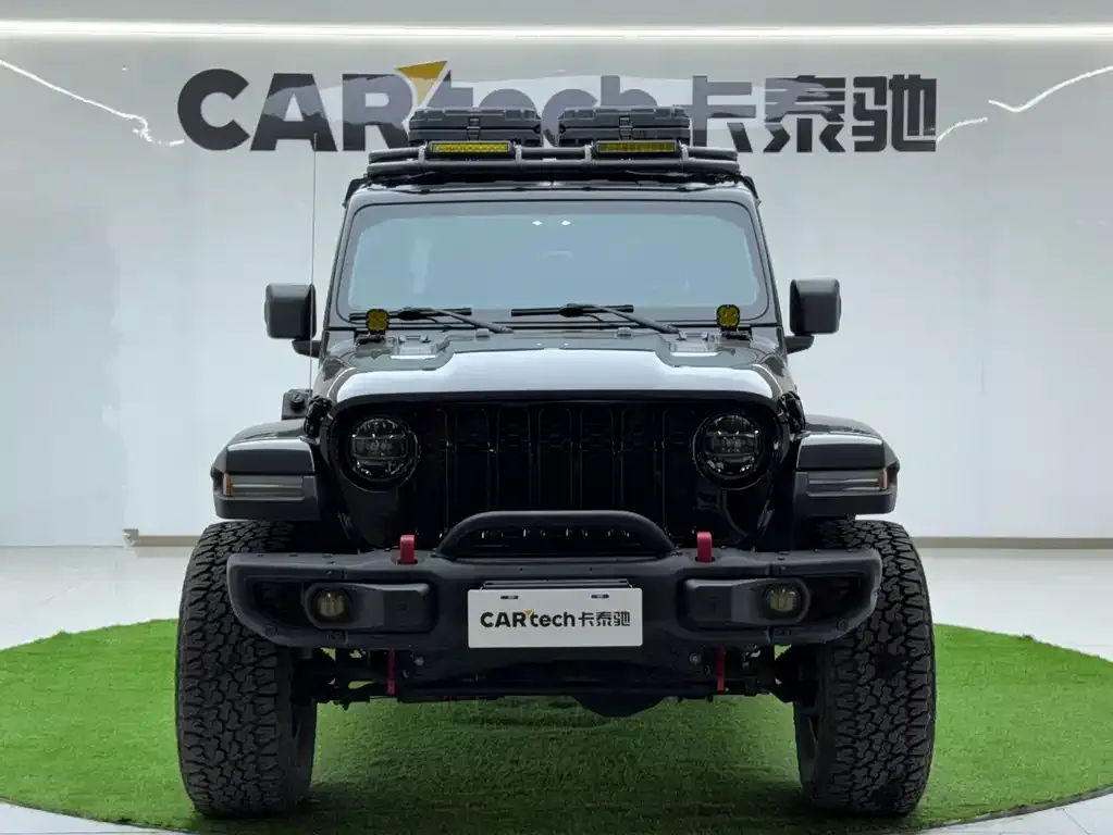 Jeep Gladiator 2023 из CN, фото 8