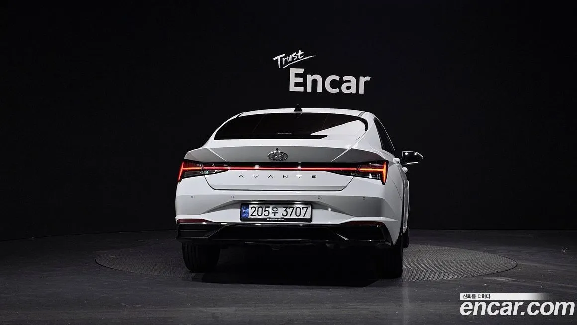 Hyundai AVANTE — фото 4