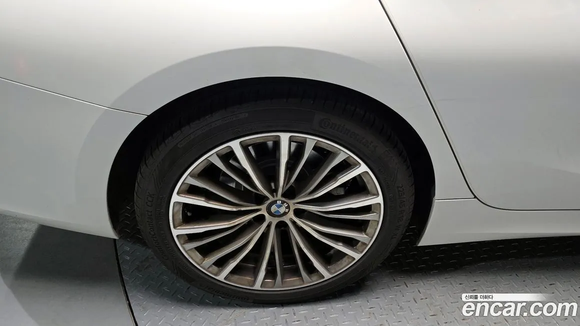 BMW 3-Series 2022 из KR, фото 5