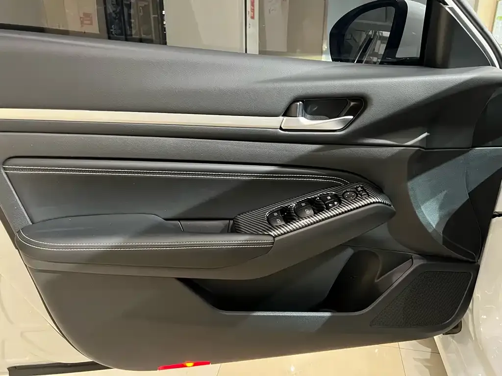 Nissan Teana 2024 из CN, фото 6