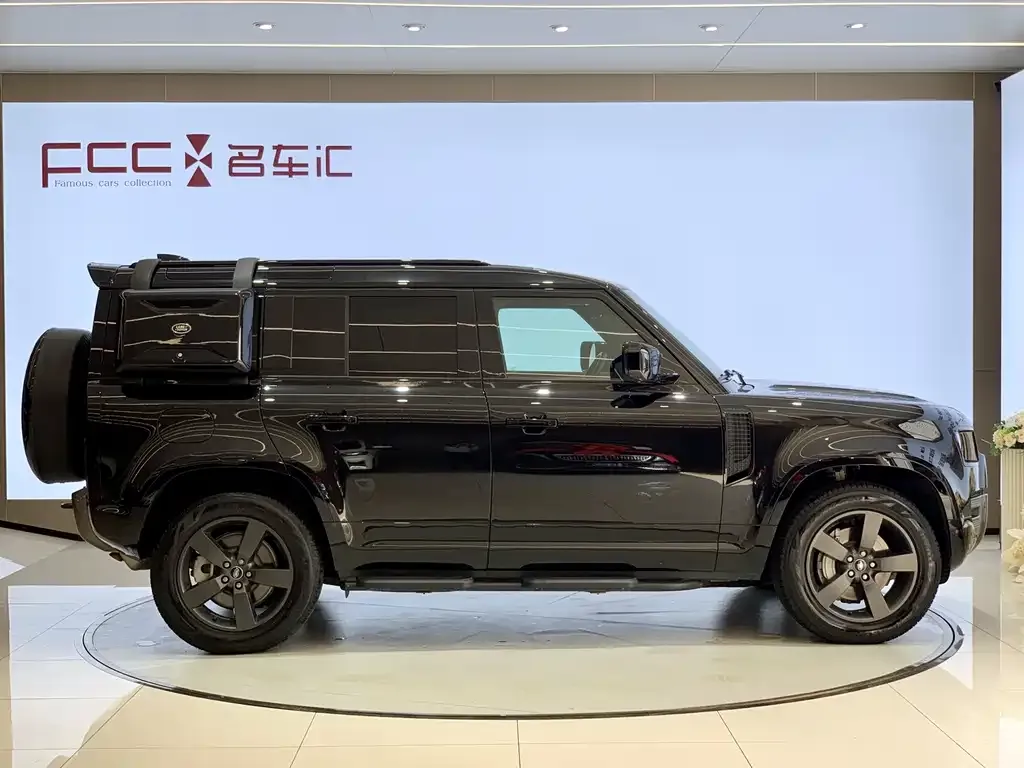 Land Rover Defender 2024 из CN, фото 3