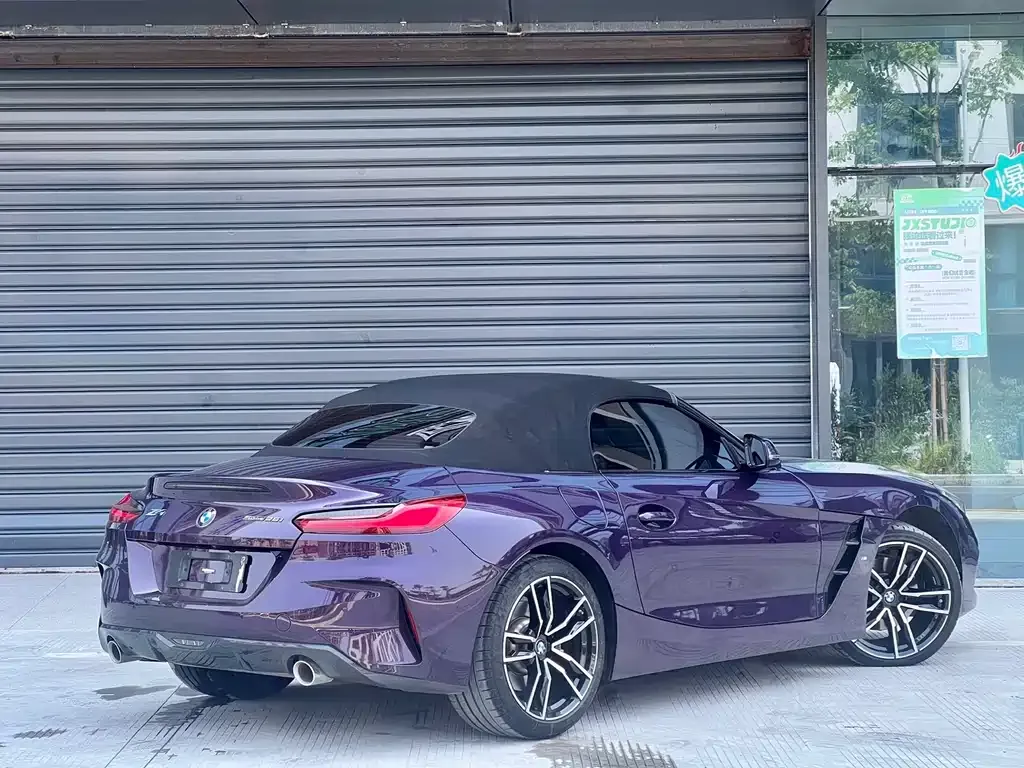 BMW Z4 — фото 9