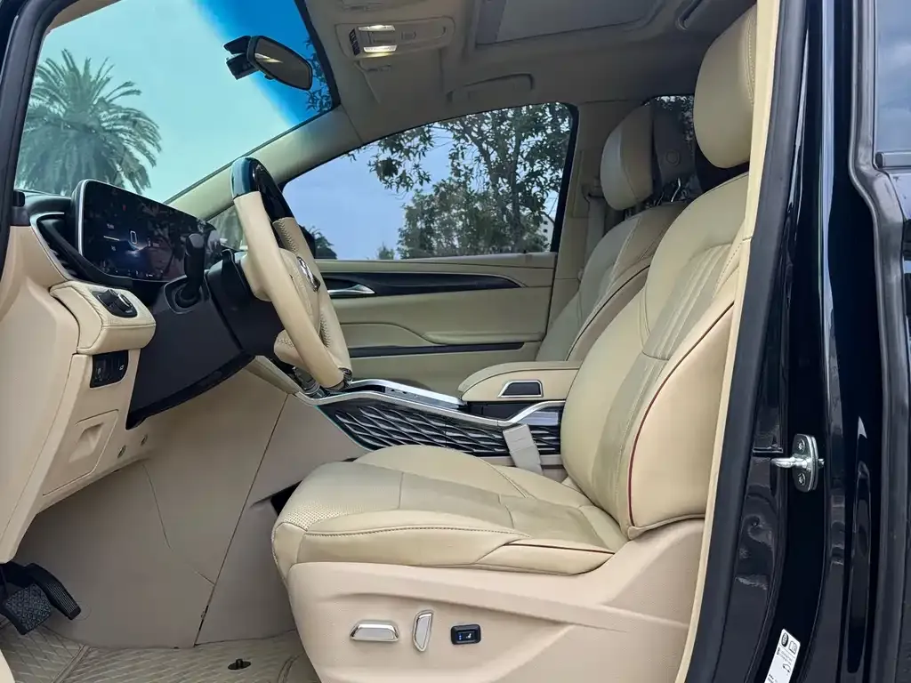 Buick GL8 2023 из CN, фото 4