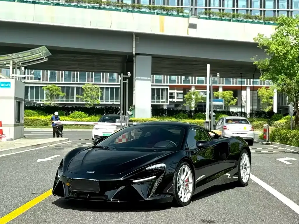 McLaren Artura 2024 из CN, фото 2