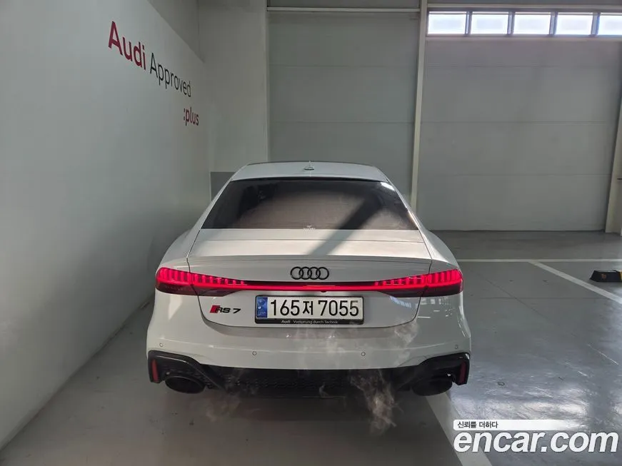 Audi RS7 2023 из KR, фото 4