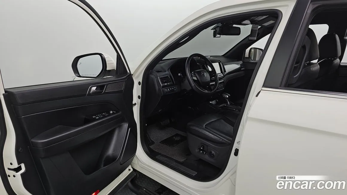 KG Mobility (Ssangyong) Rexton — фото 10