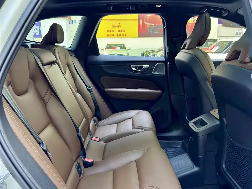 [object Object] XC60 PHEV 2024 из CN, фото 8