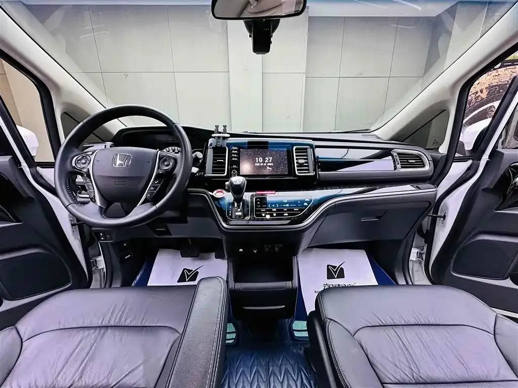 Honda Elysion 2021 из CN, фото 10
