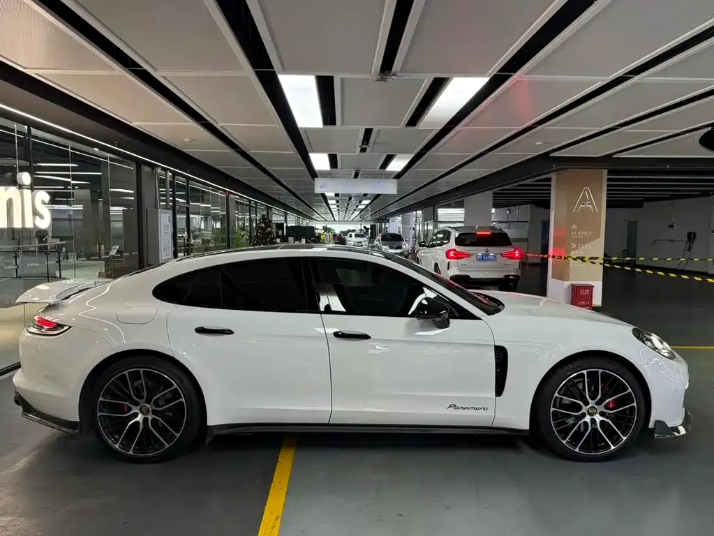 Porsche Panamera 2023 из CN, фото 6