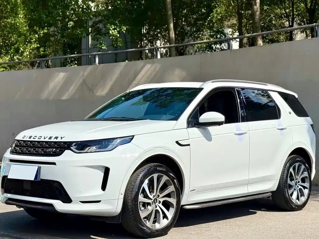 Land Rover Discovery Sport — фото 1