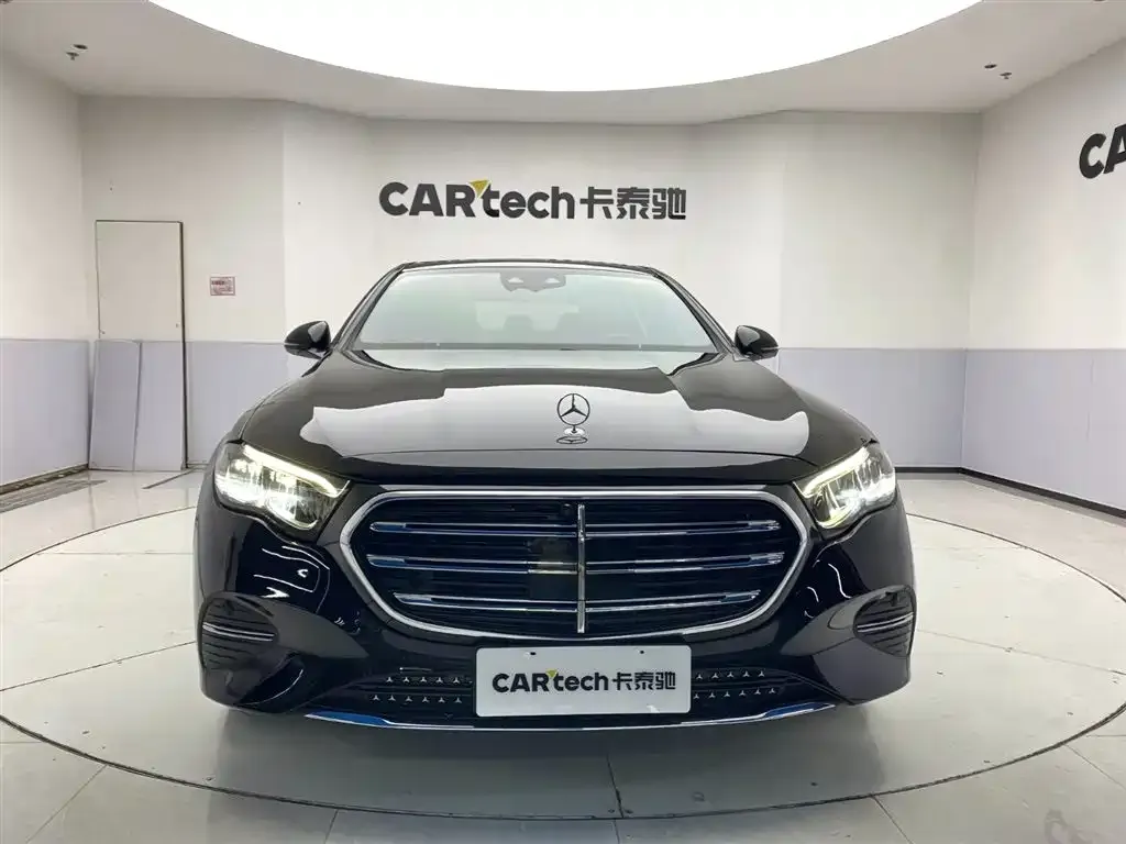 Mercedes-Benz E-Class 2024 из CN, фото 3