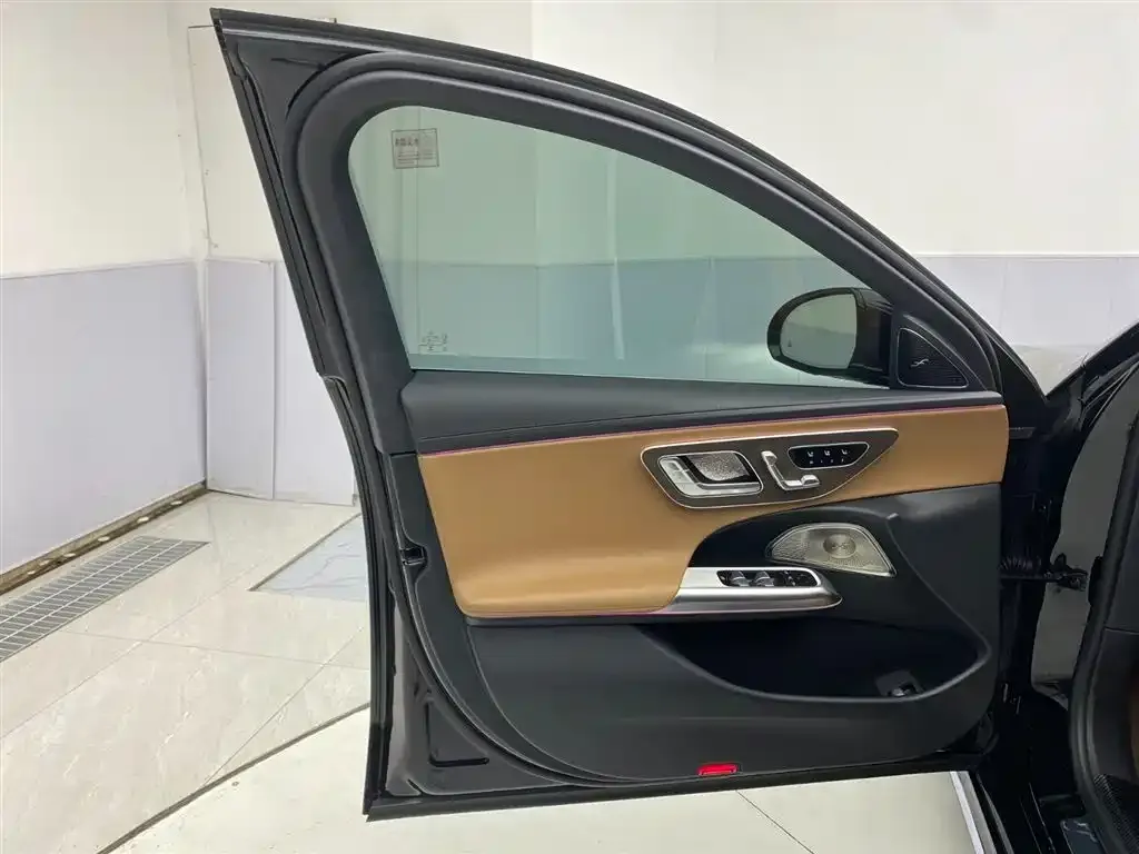 Mercedes-Benz E-Class 2024 из CN, фото 8