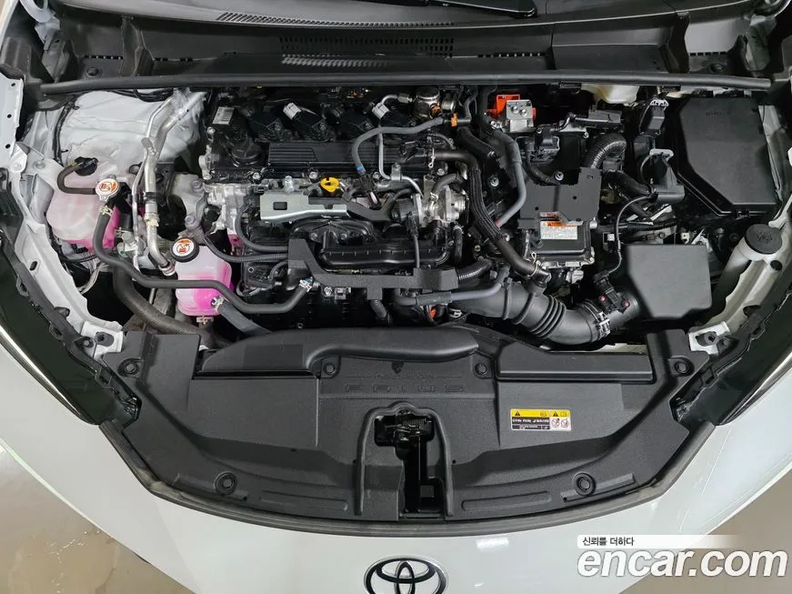 Toyota Prius 2024 из KR, фото 6