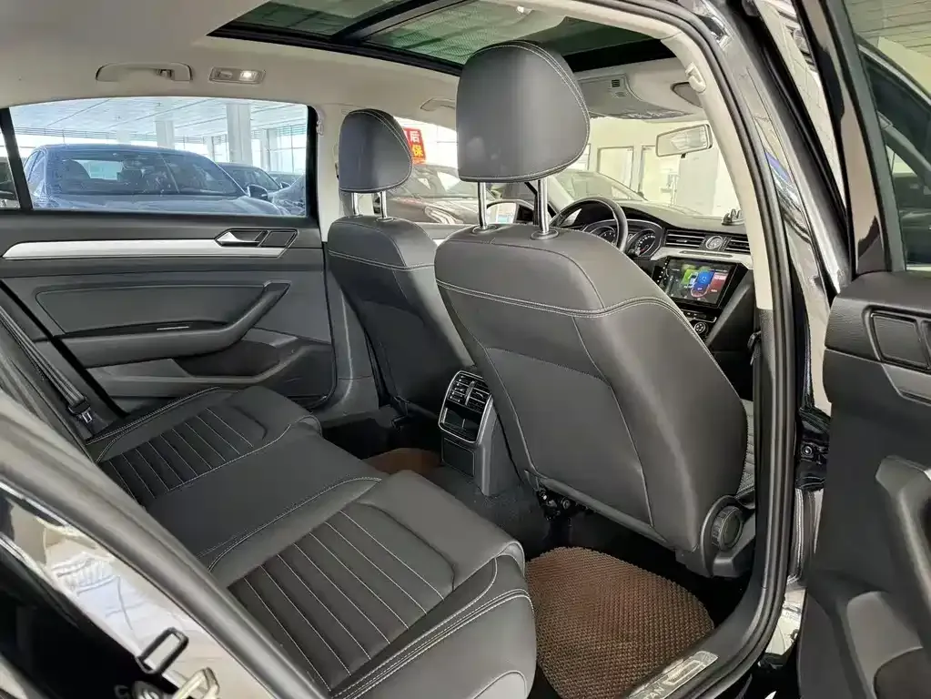 Volkswagen Magotan 2021 из CN, фото 10