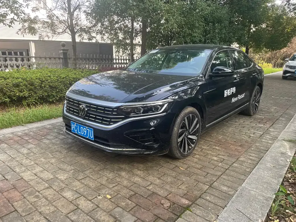 Volkswagen Passat 2024 из CN, фото 1