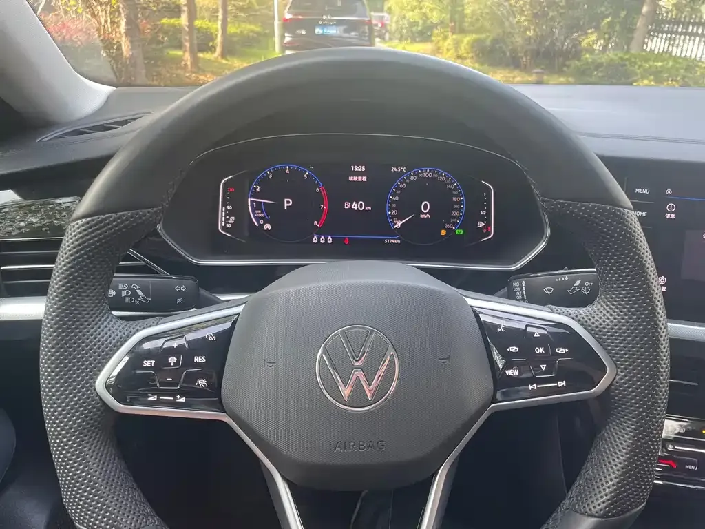 Volkswagen Passat 2024 из CN, фото 6