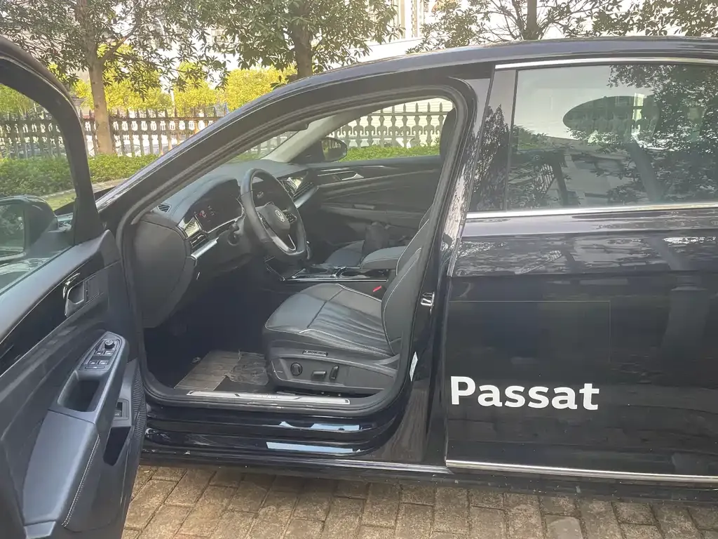 Volkswagen Passat 2024 из CN, фото 7
