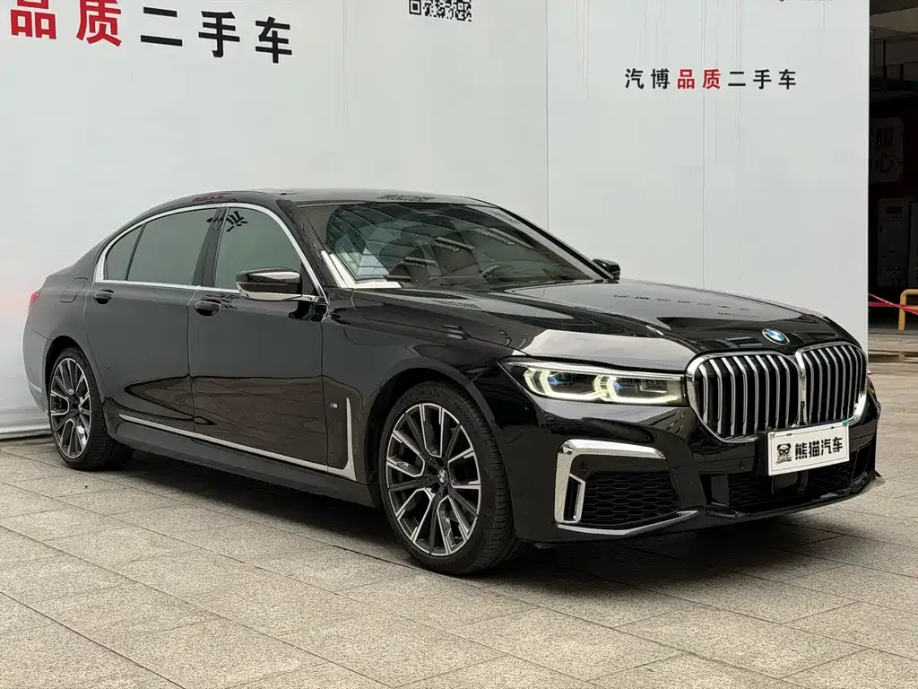BMW 7 Series 2021 из CN, фото 3