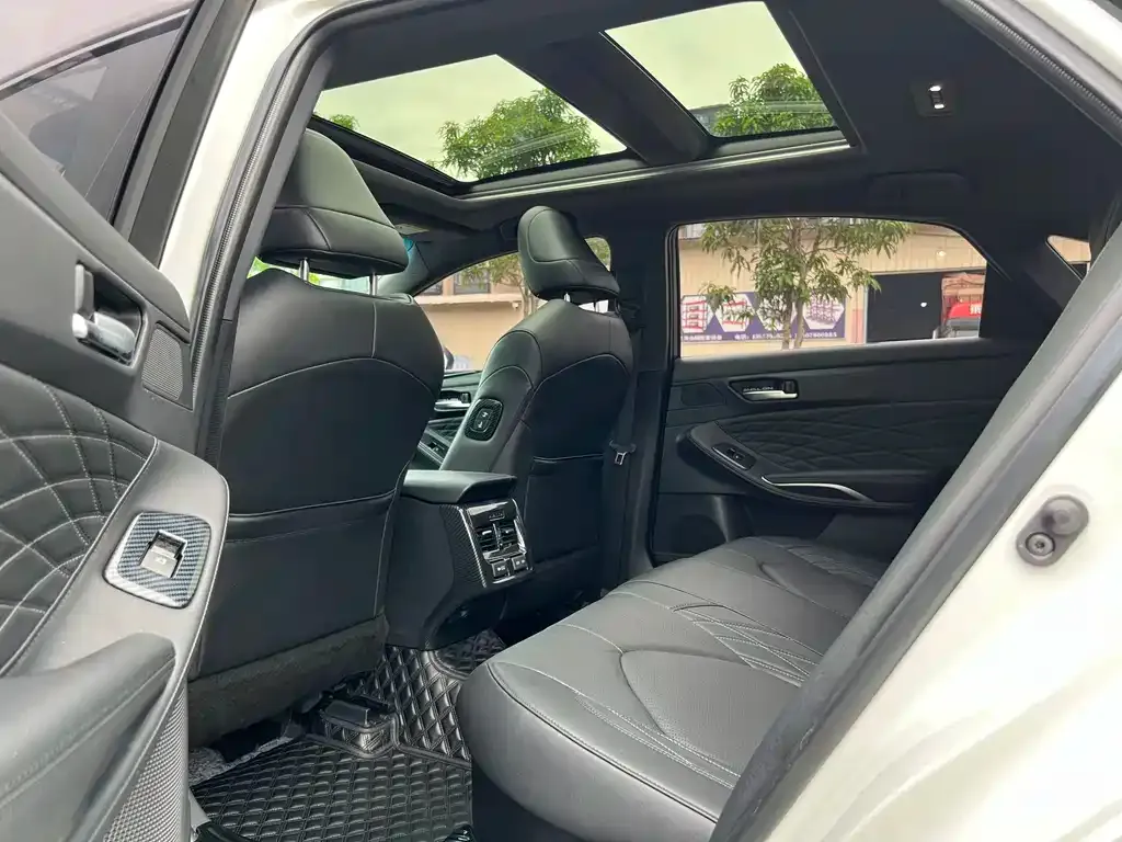 Toyota Avalon 2022 из CN, фото 9